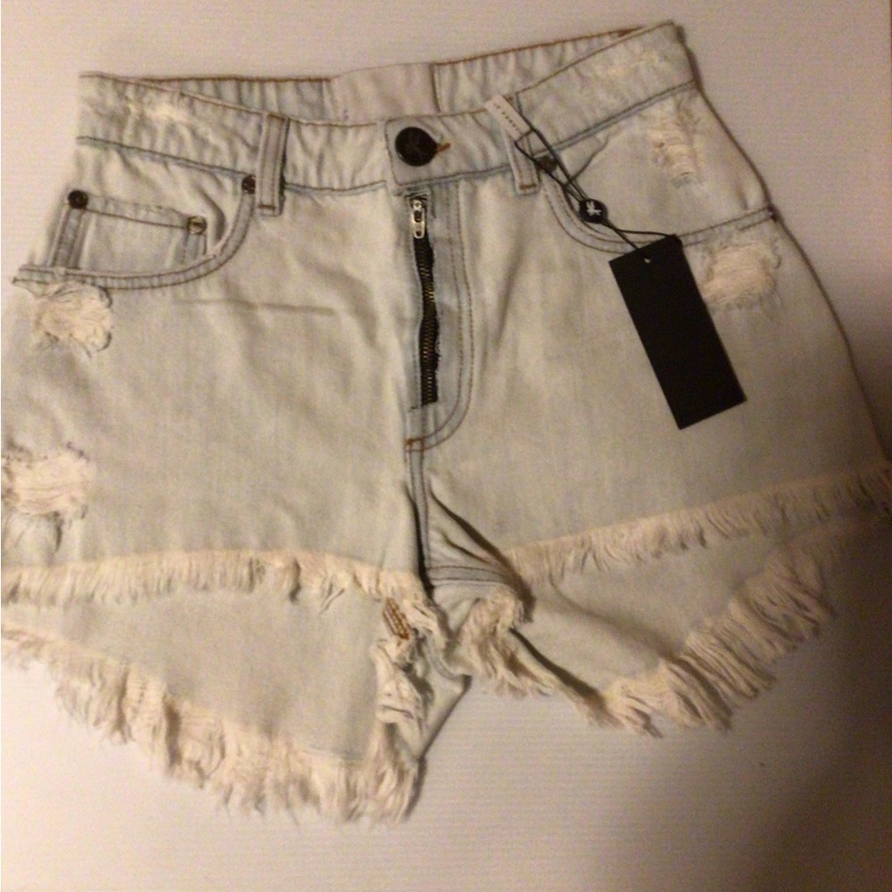 NEW One Teaspoon distressed  denim shorts